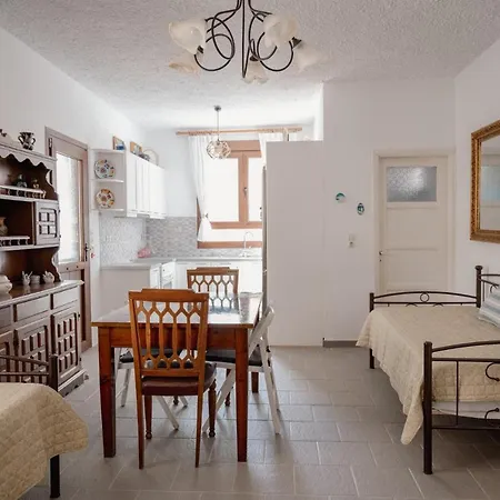 בית נופש Beachfront In The Area Of Kampi, Near Koundouros *